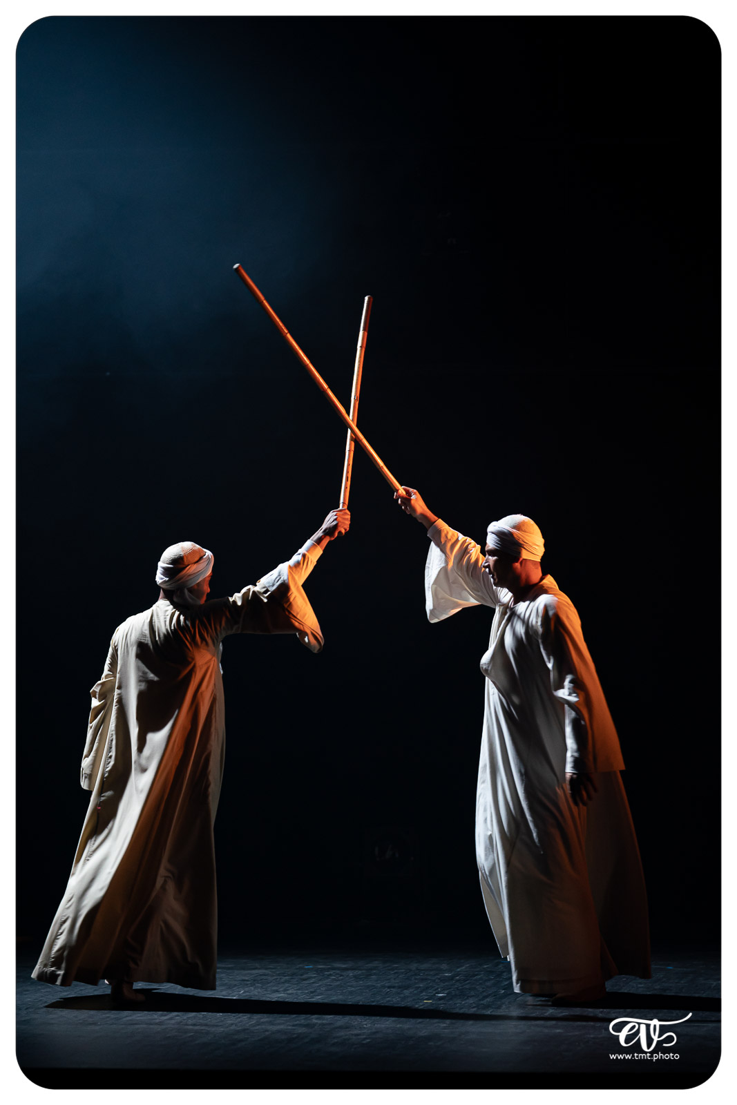 DANS LE CERCLE DES HOMMES DU NIL - CENTRE MEDHAT FAWZY DE MALLAW